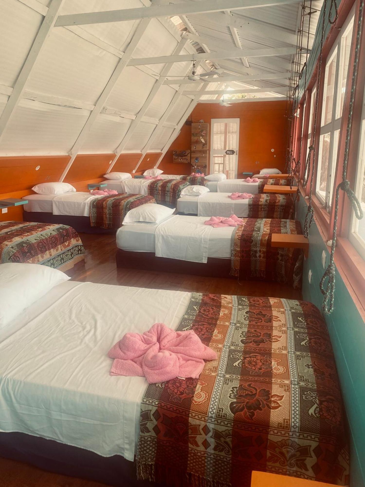 Hotel La Casa Rosada Lívingston Kültér fotó
