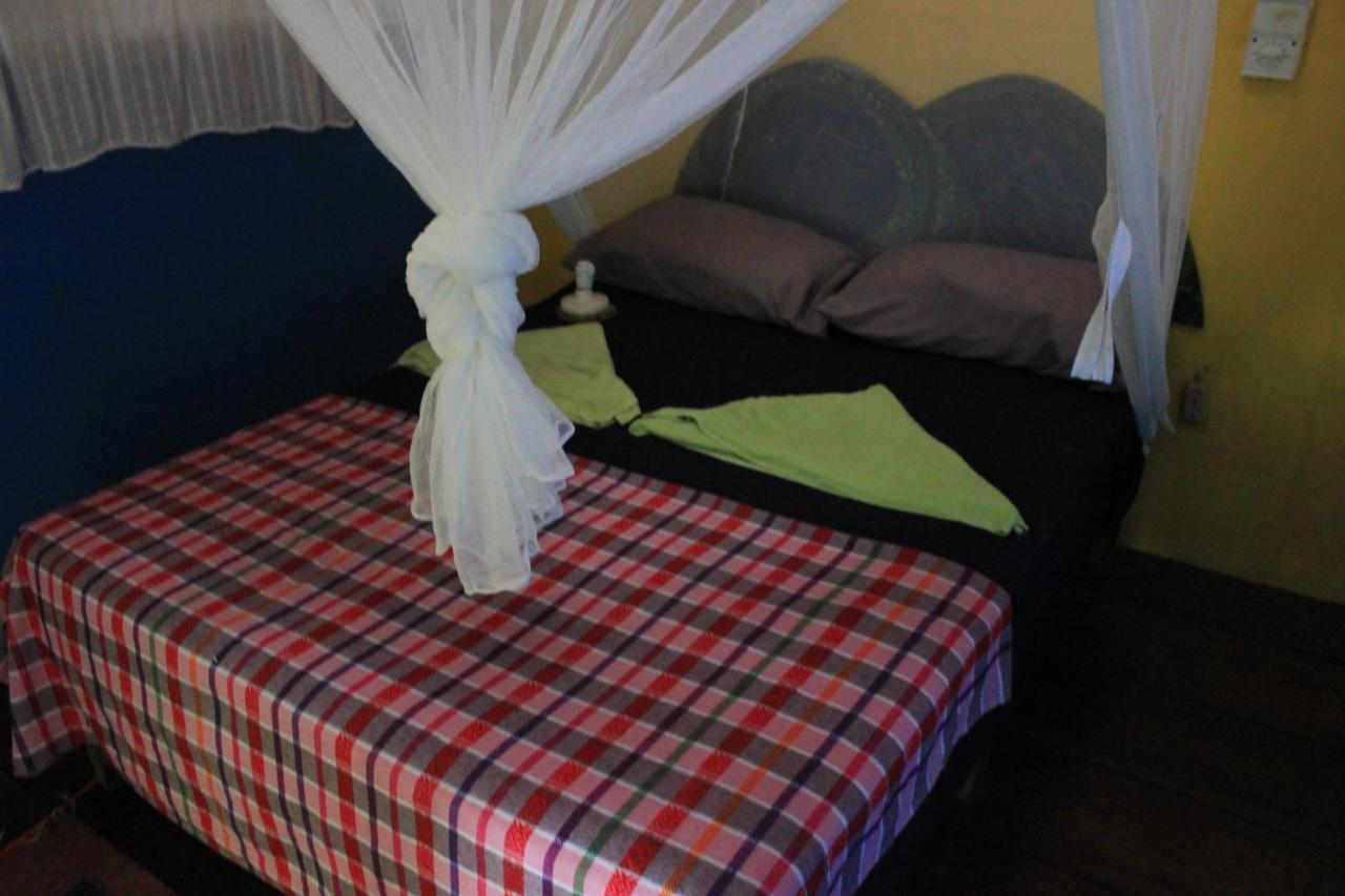 Hotel La Casa Rosada Lívingston Kültér fotó