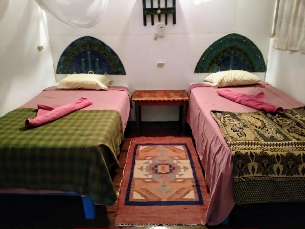 Hotel La Casa Rosada Lívingston Kültér fotó
